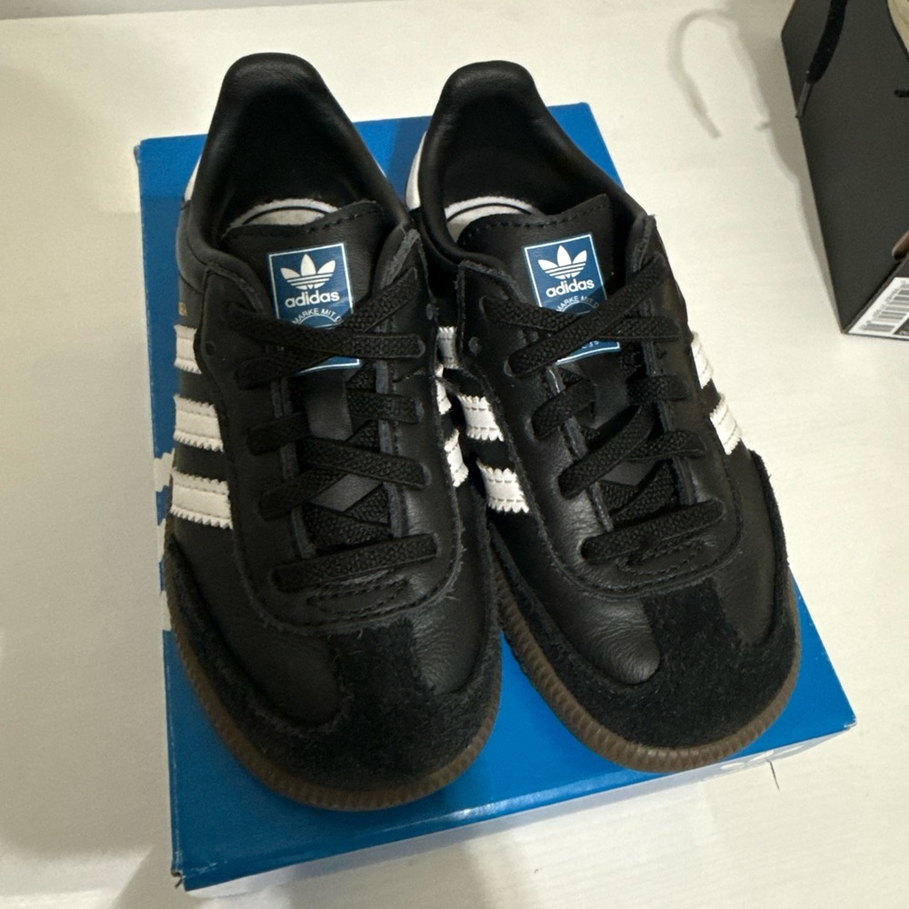 adidas samba OG Black & White Classic Sneakers